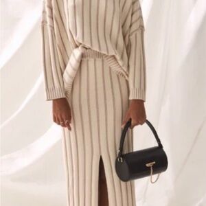 Sancia knit skirt and jumper set, elegant and comfortable!!